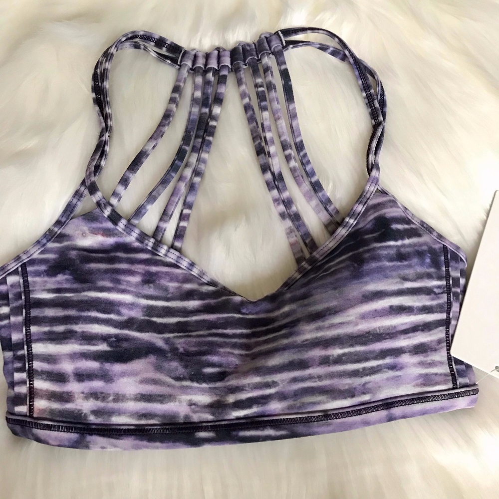 NWT Lululemon Lighten Up Sports Bra SZ 4 Purple